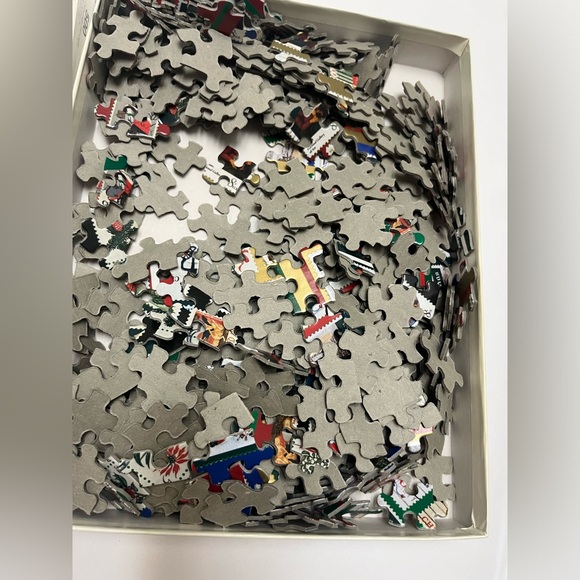 Hallmark ⚜️🧩⚜️ Stamps Jigsaw Puzzle 500 Pieces USPS Holiday Traditions 1997 - Picture 12 of 14